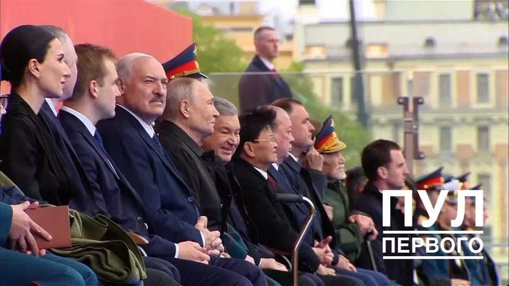 9 мая 2026 года. Александр Лукашенко присутствовал на параде Победы на Красной площади в Москве.