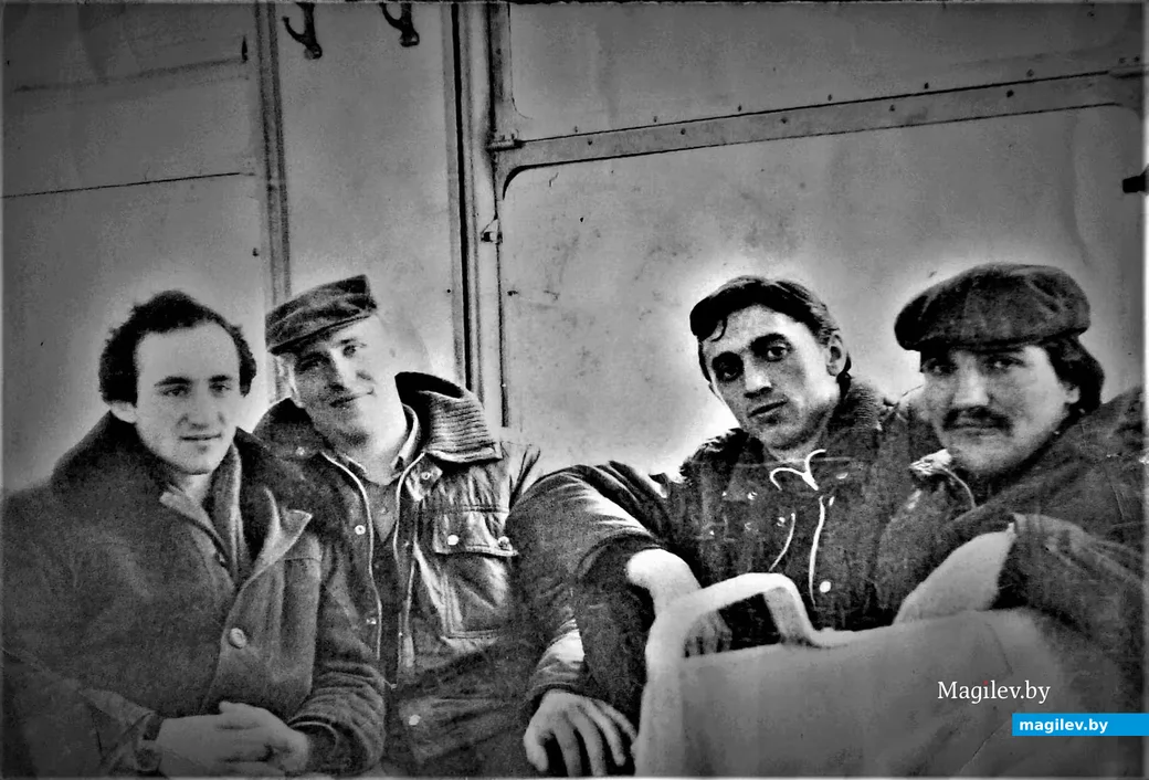  1970-е годы. Сергей Войцехович (слева) с друзьями-музыкантами.