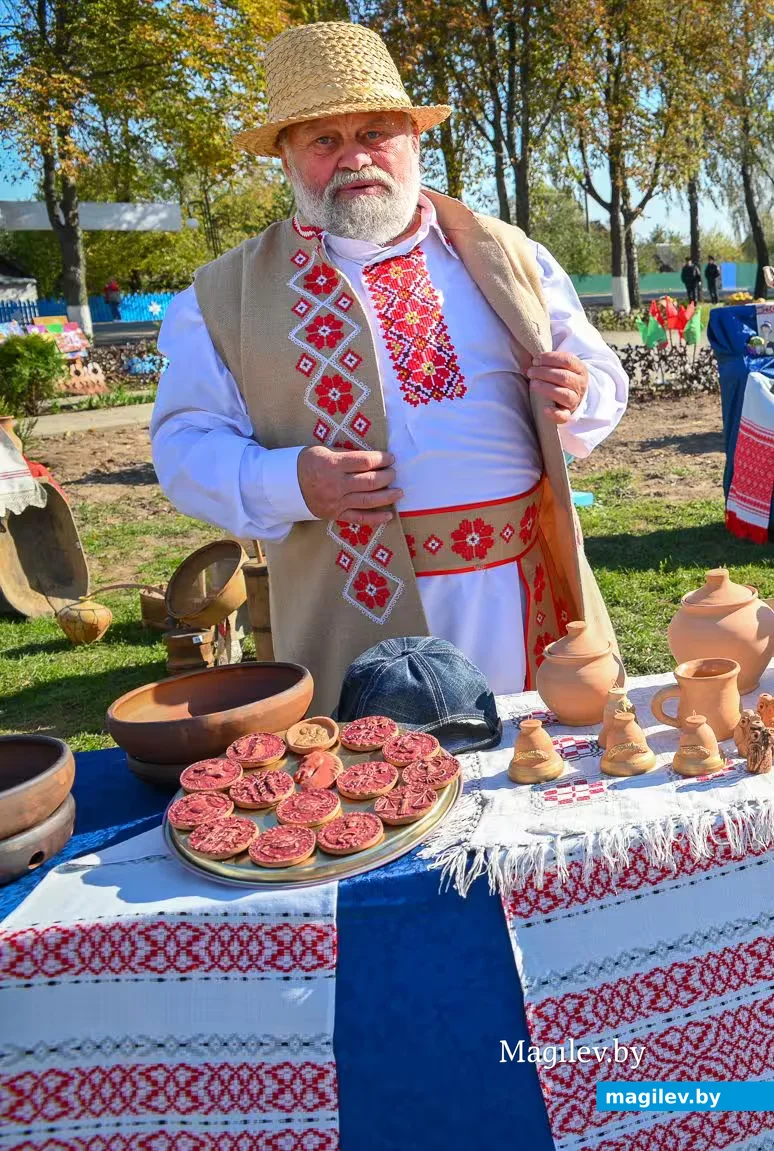 Юрий Бовда на районных «Дажынках-2021». Фото: Александр ЧУГУЕВ