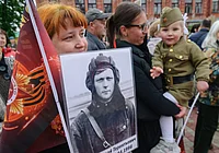 «А я взяла и купила СЕБЕ, и сейчас наслаждаюсь». Жизнь глазами бобруйчан
