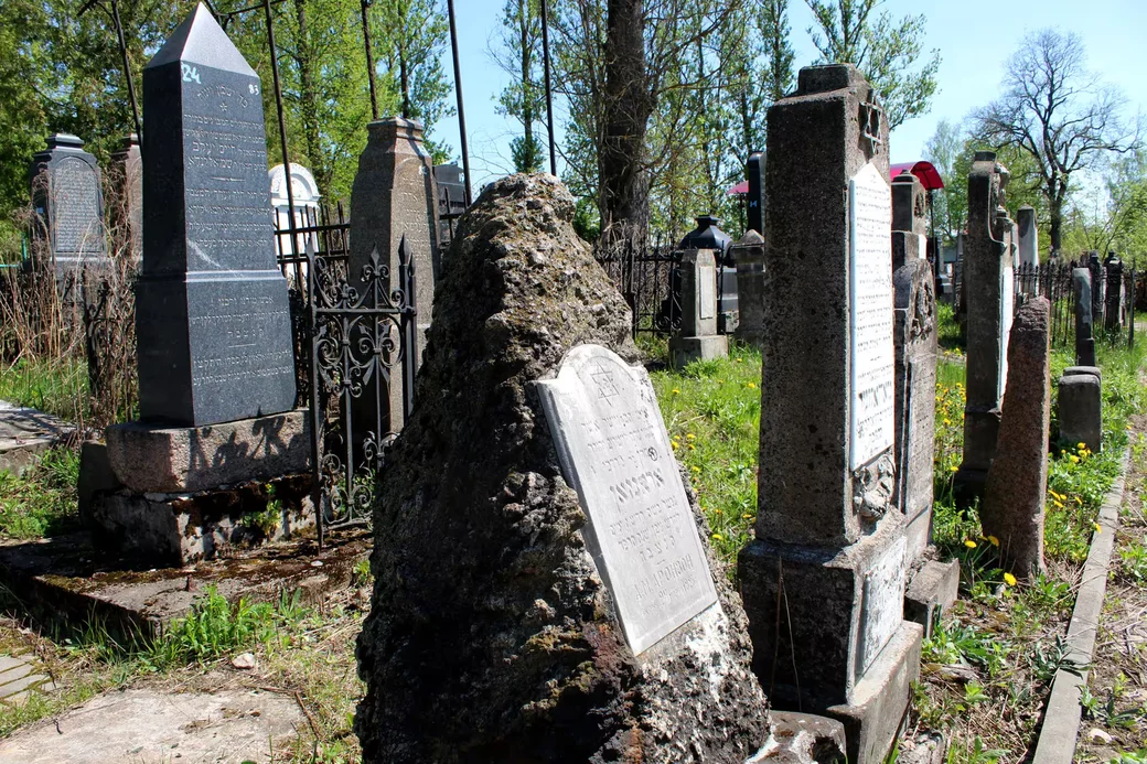 Май 2026 года. Могилев. Еврейское кладбище.  