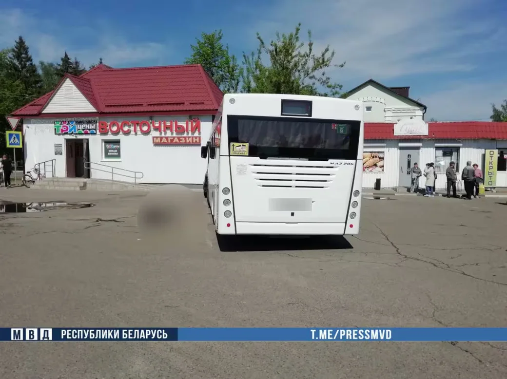 16 мая 2026 года. На автостанции в городе Чаусы произошла трагедия. Автобус МАЗ начал