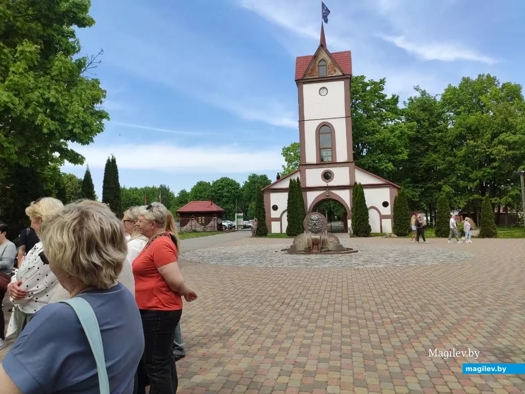 17.05.2026. Музейный комплекс «Дукорский маентак». Та самая брама,  которую предположительно на
