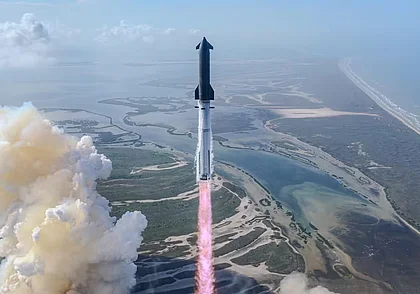 Испытания самой мощной ракеты в мире успешно прошли в США