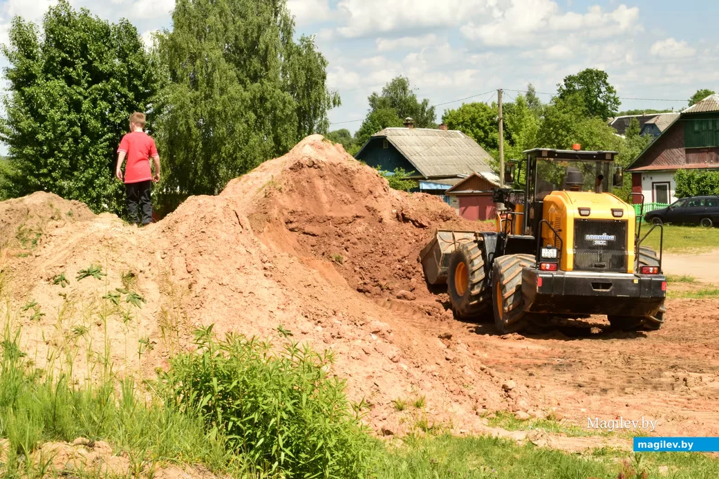 5.06.2026, Бобруйск. Строительство подъезда к дому пр-д Звёздный,1