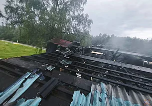 В Могилевском районе молния подожгла бытовку на железнодорожной станции