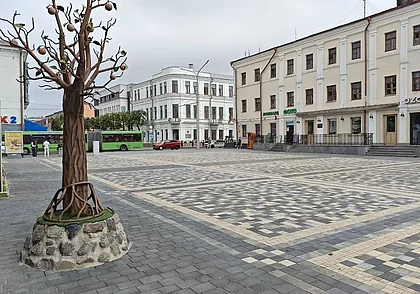 В Могилеве на одну площадь стало больше. Фотофакт