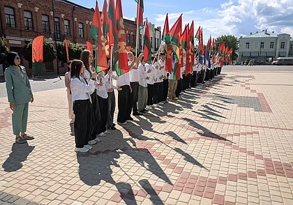 В Бобруйске встретили участников проекта «Дорогами памяти и славы»
