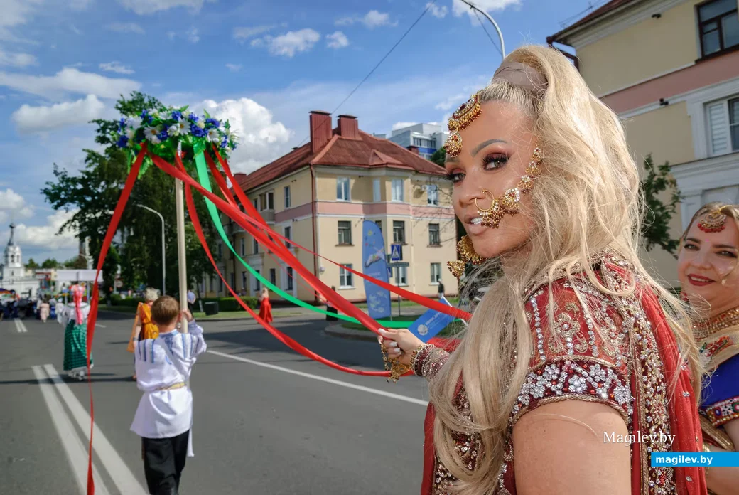 26.06.2026. Социалистическая – Минская – Карбышева.. XVIII Международный фестиваль народного