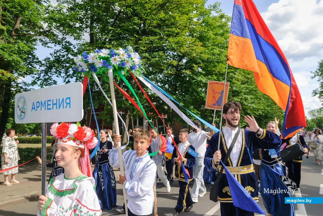 26.06.2026. Социалистическая – Минская – Карбышева.. XVIII Международный фестиваль народного