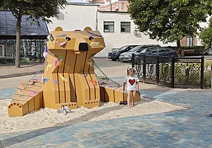 Подарки могилевчанам по случаю Дня города Могилева: ярославский дворик и музыкальный фонтан