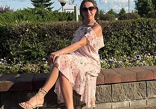 Песня московского певца о вечернем Бобруйске прозвучала на сцене у Ледового (видео)