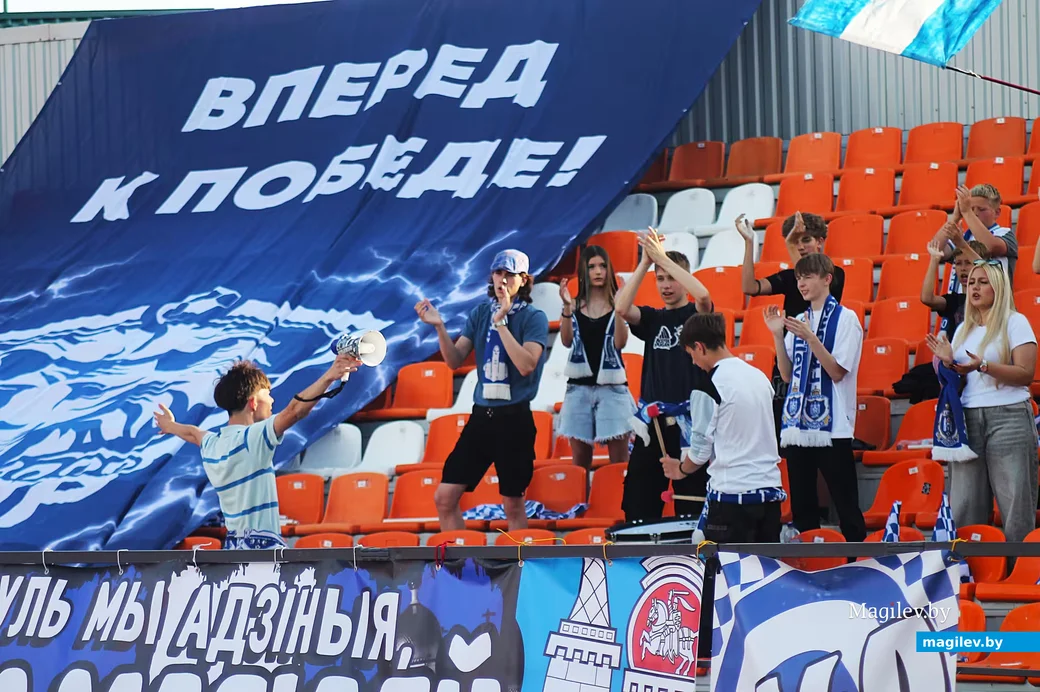   28.06.2026, Могилев, стадион «Спартак». Фрагмент игры «Днепр» (в голубом)  – «Неман» (Гродно). 