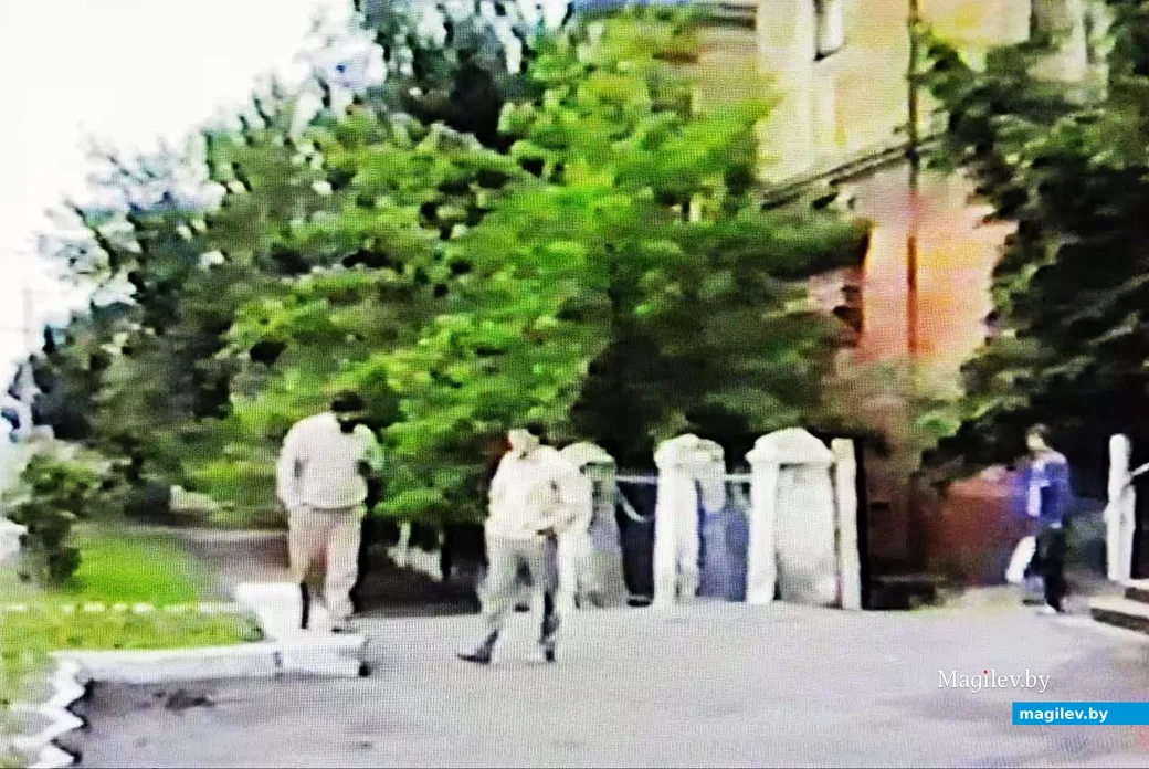  1989-й год, Могилев, ул. Челюскинцев. Марат Фарберов (слева) и Александр Волков. 