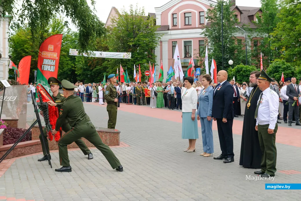 03.07.2026. Площадь Победы. День независимости Республики Беларусь. Митинг у памятника-танку на