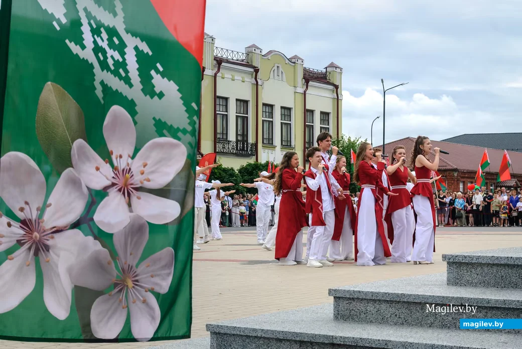 03.07.2026. Площадь Победы. День независимости Республики Беларусь. Митинг у памятника-танку на