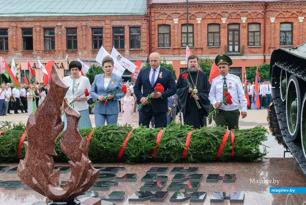 03.07.2026. Площадь Победы. День независимости Республики Беларусь. Митинг у памятника-танку на