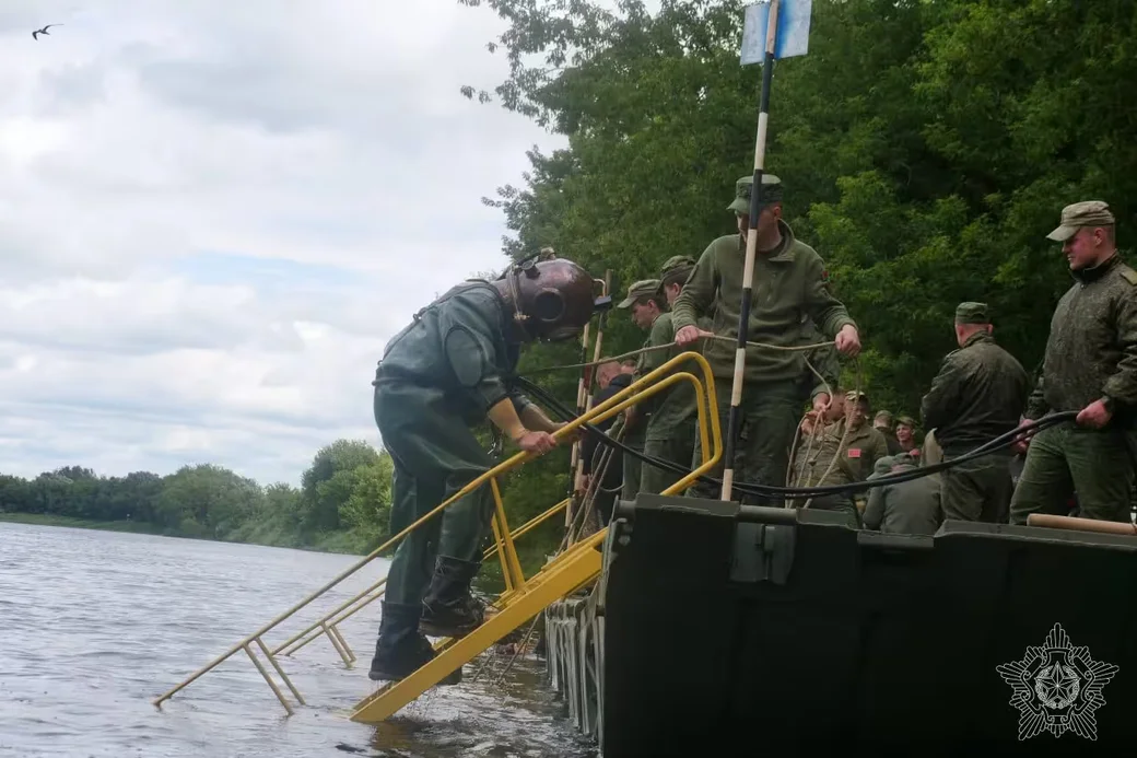 Сборы водолазных подразделений инженерных войск Вооруженных Сил на реке Днепр в Могилевском