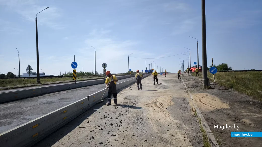  14.07.2026. Бобруйск. Переброска движения на северную сторону путепровода по улице Крылова.