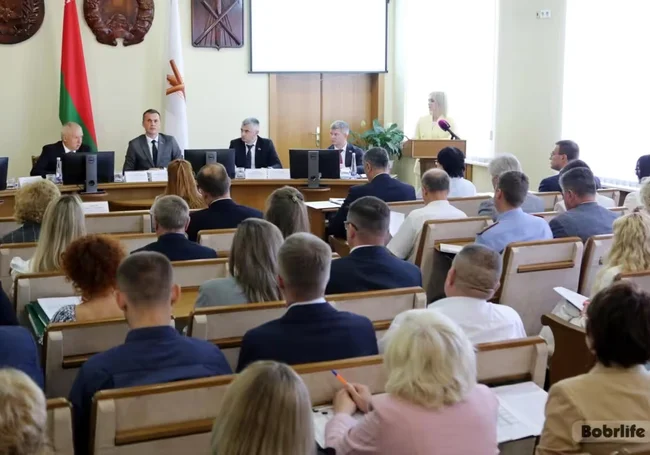 Ход подготовки к новому учебному году рассмотрели на заседании Бобруйского горисполкома