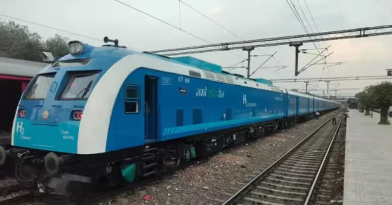 NaMo Green Rail – первый пассажирский поезд на водородном топливе в Индии. Фото: hindustantimes.com.