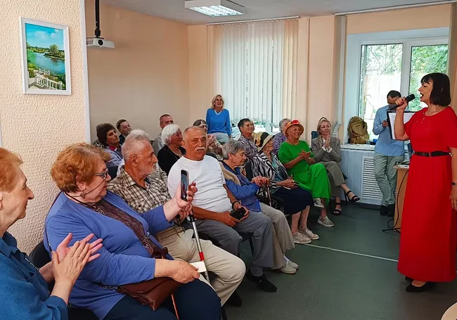 День любви и радости в Могилеве был окрашен в лавандовый цвет