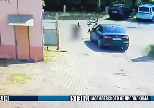 На улице Новошоссейной в Бобруйске велосипедист пострадал в ДТП (видео)