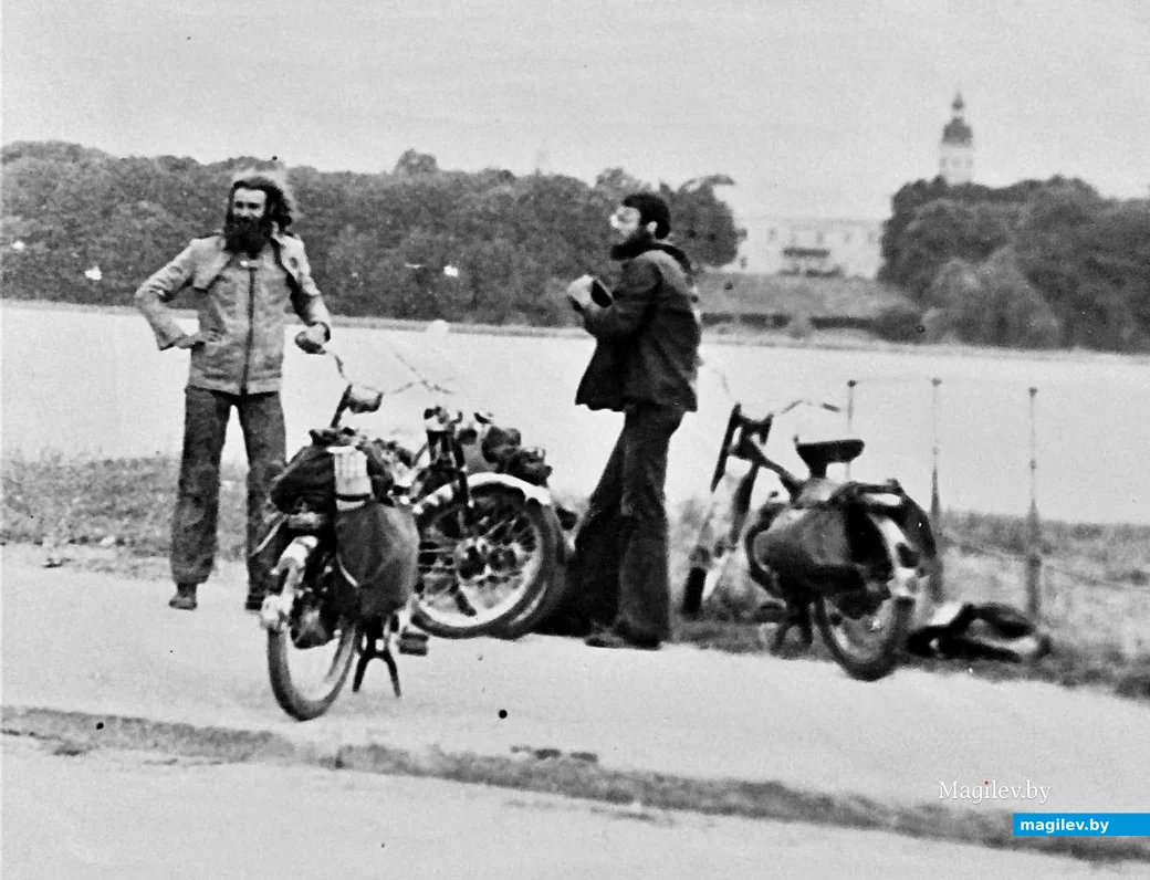  1980-й год. Миня и Плейшнер по дороге в город, которого нет... 