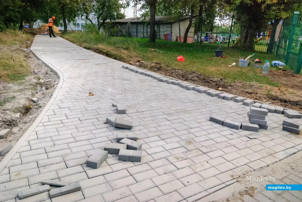12.08.2026. Интернациональная улица. Благоустройство территории вокруг озера Шаманка