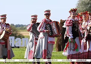 В Лясковичах встречают гостей фестиваля этнокультурных традиций «Зов Полесья»