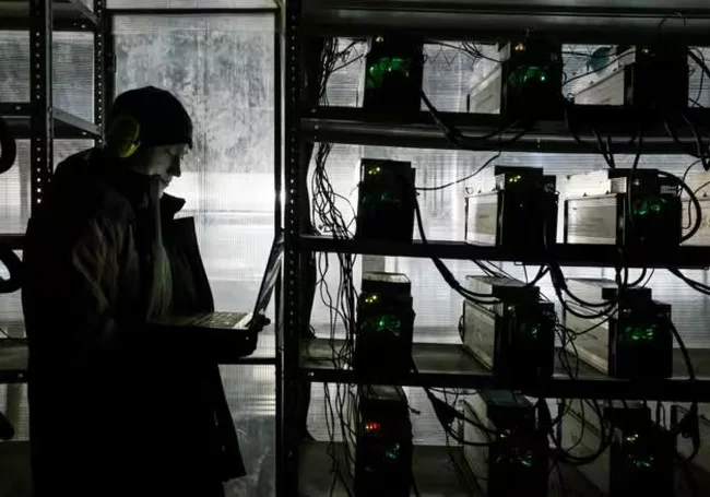 В Московском регионе и Курской области России запретили майнить криптовалюту