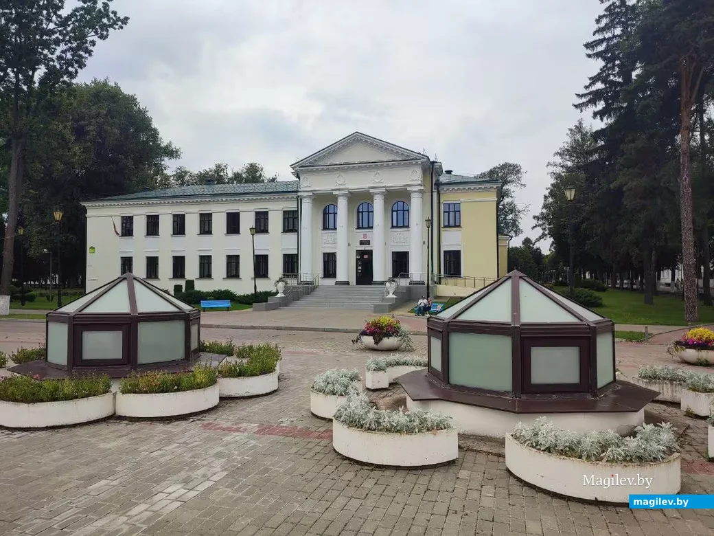 13.08.2026. Город Горки, Могилевская область. Учебный корпус Белорусской государственной