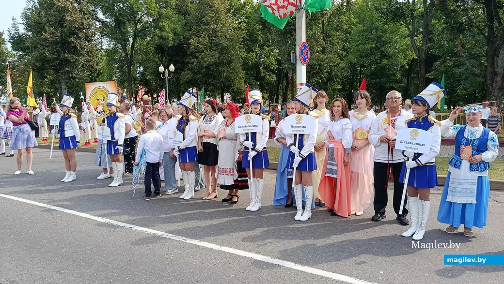   22.08.2026 г. Фестываль сямейнай творчасці "Сузор'е талентаў".