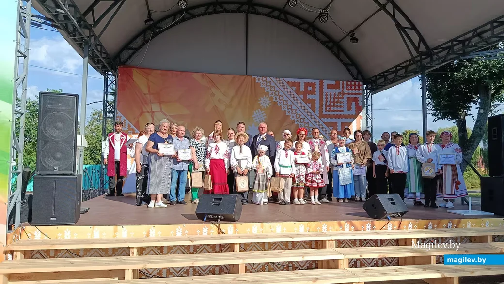   22.08.2026 г. Фестываль сямейнай творчасці "Сузор'е талентаў".