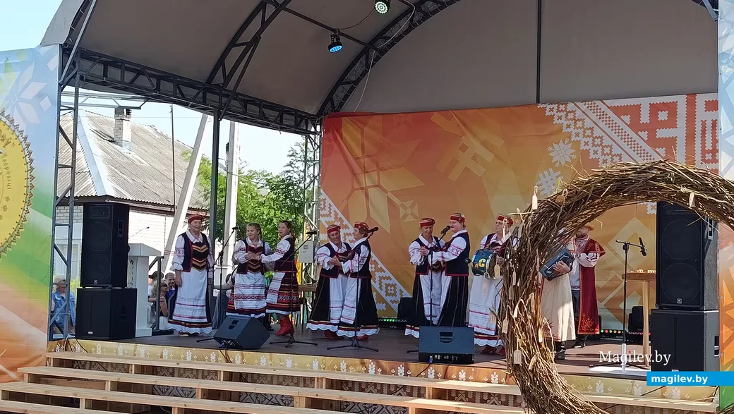   22.08.2026 г. Фестываль сямейнай творчасці "Сузор'е талентаў".