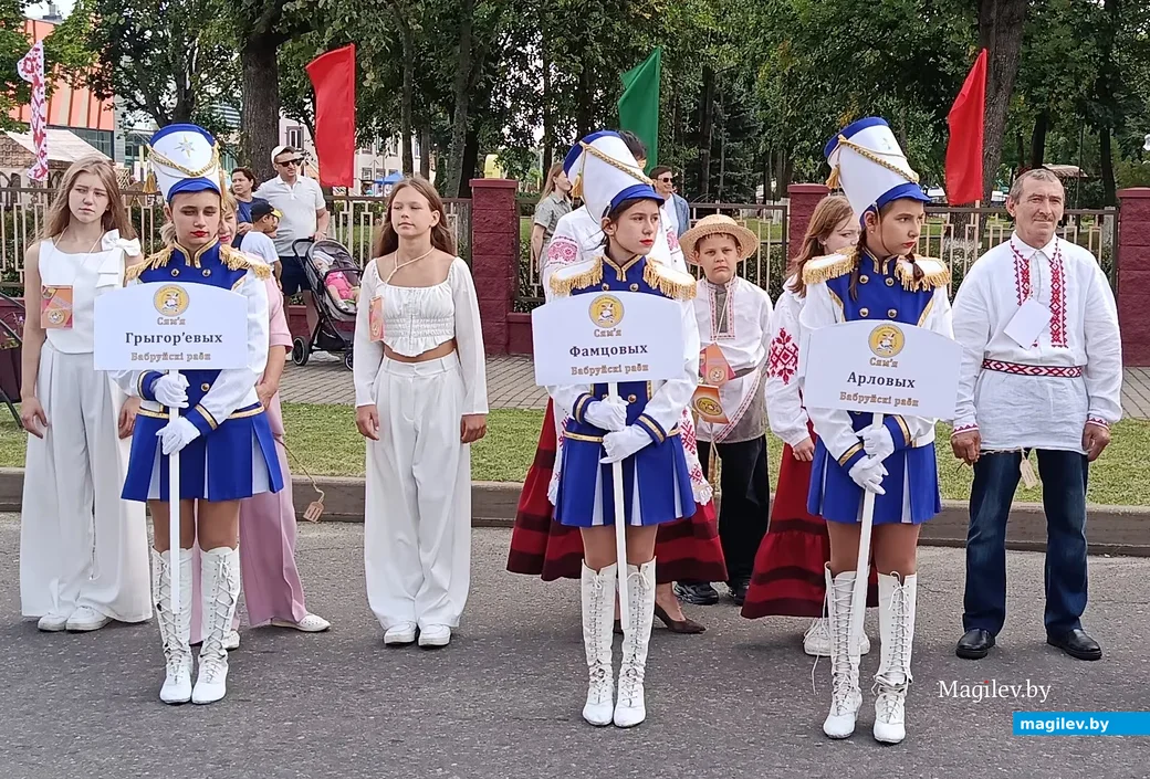 22.08.2026 г. Фестываль сямейнай творчасці "Сузор'е талентаў". 