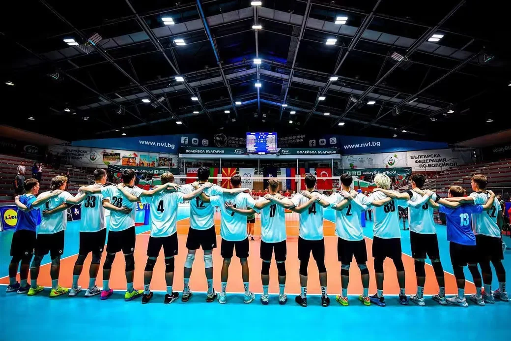 Сборная Беларуси по волейболу выиграла последний матч отбора на ЧЕ-U20. Фото: Министерство