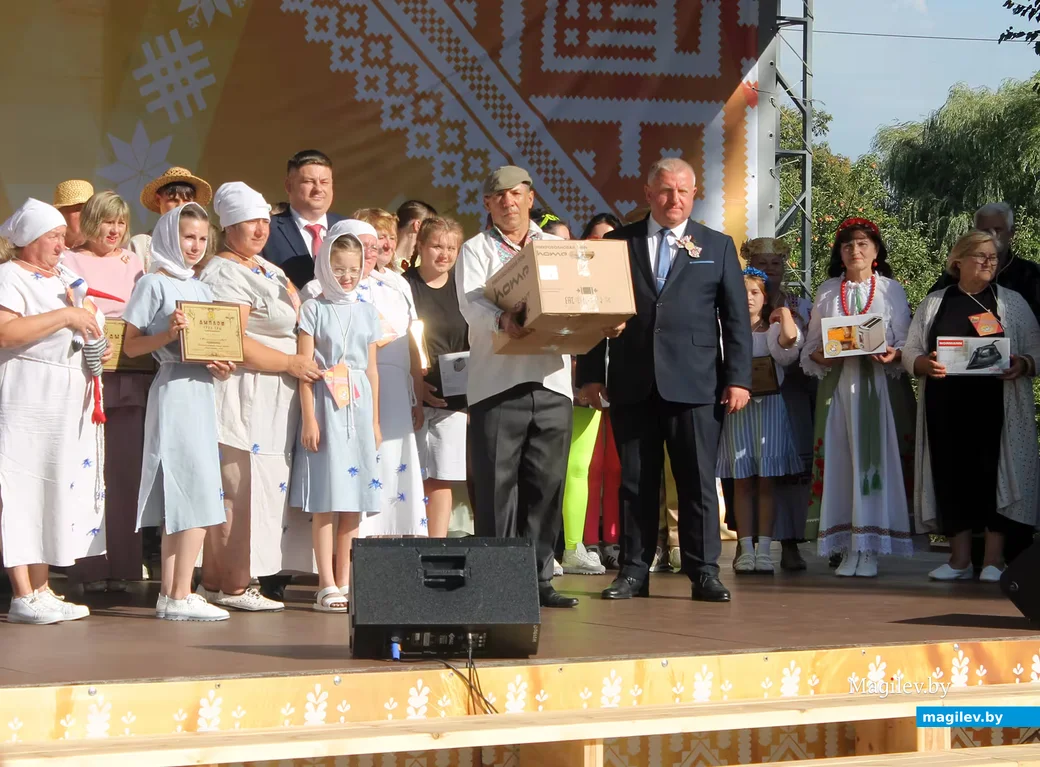 22.08.2026 г. Сям'я Мікуліч - пераможцы фестывалю сямейнай творчасці "Сузор'е талентаў" са сваёй
