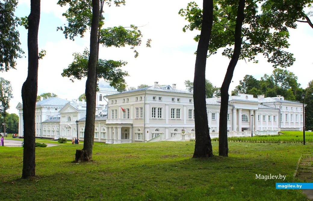   Август 2026 года. Агрогородок Жиличи.. Дворцово-парковый комплекс Булгаков. 