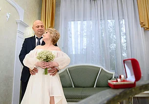 «А через неделю у меня уже был ключ от его квартиры
